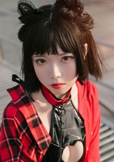 女生欧美头像复古潮流_高清完整无删减高清视频播放