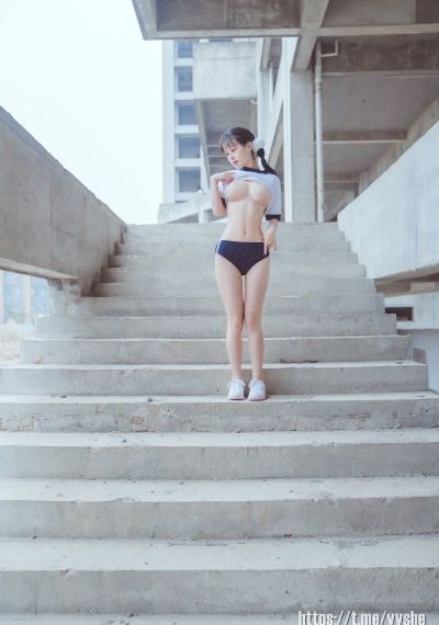 女同学看我勃起帮我口出_超清免费全集观看