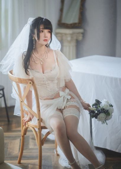 亚洲欧美的暖暖的视频_国产剧高清迅雷在线观看