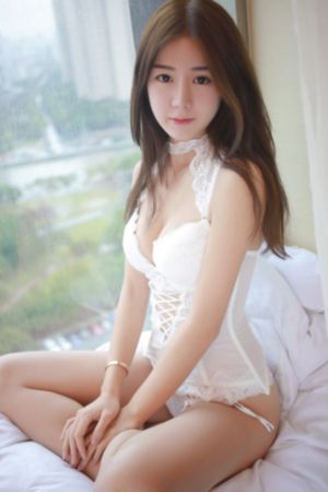 亚洲丝袜足一区_免费观看高清版