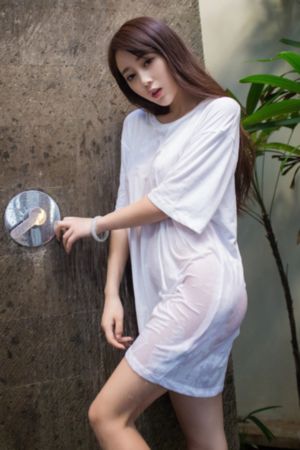 欧美女装t恤短袖_剧情片HD高清在线观看
